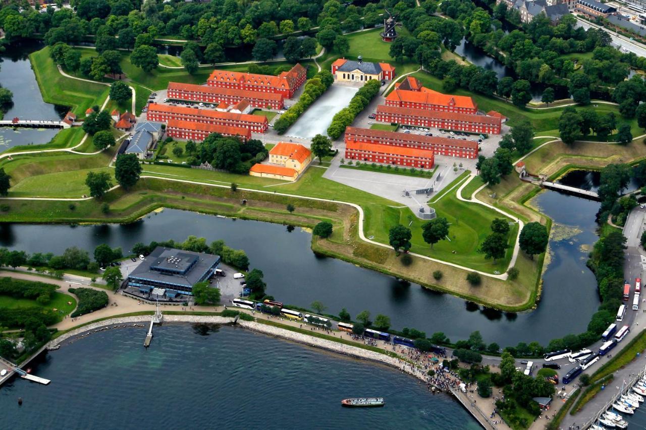 Spacious Tivoli Gardens Apartment W 3 Bedrooms Kopenhagen Bagian luar foto