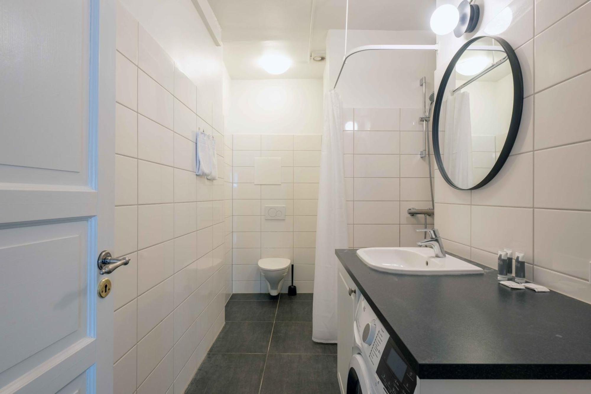 Spacious Tivoli Gardens Apartment W 3 Bedrooms Kopenhagen Bagian luar foto