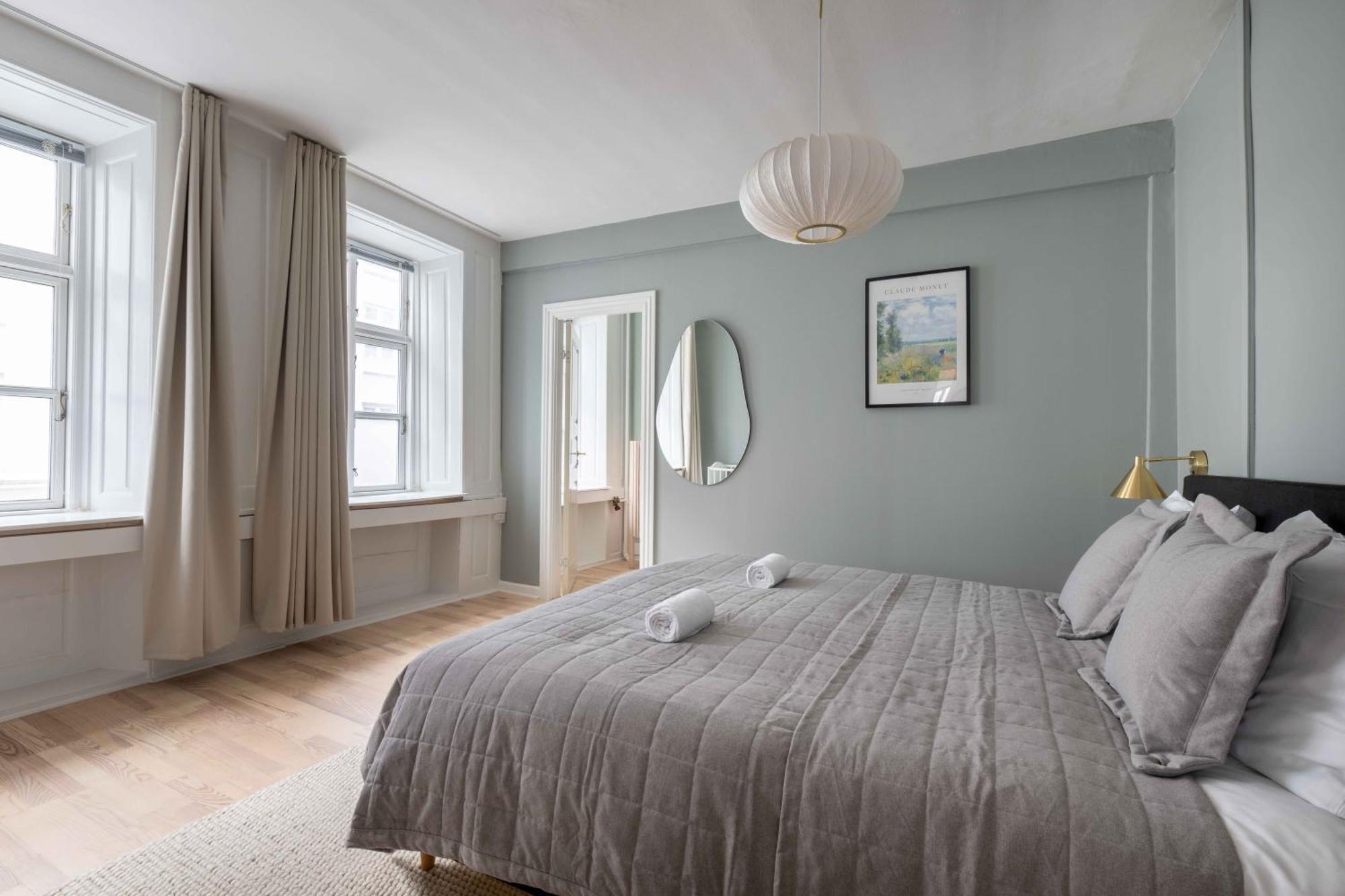 Spacious Tivoli Gardens Apartment W 3 Bedrooms Kopenhagen Bagian luar foto